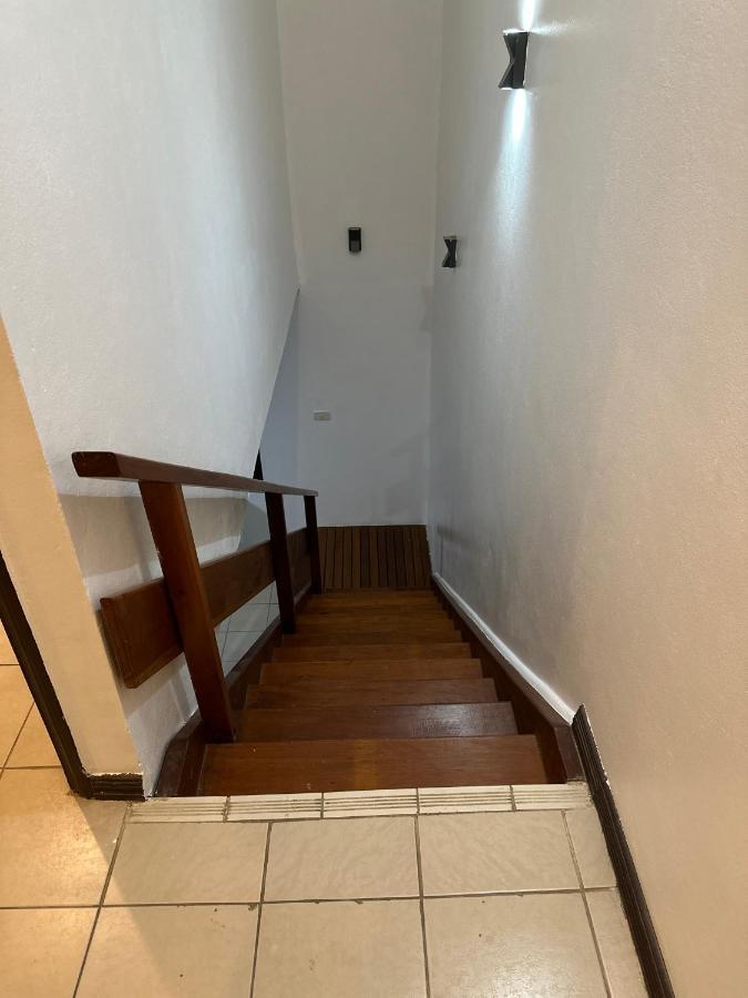 Ambitious Apartment Nadi Bagian luar foto