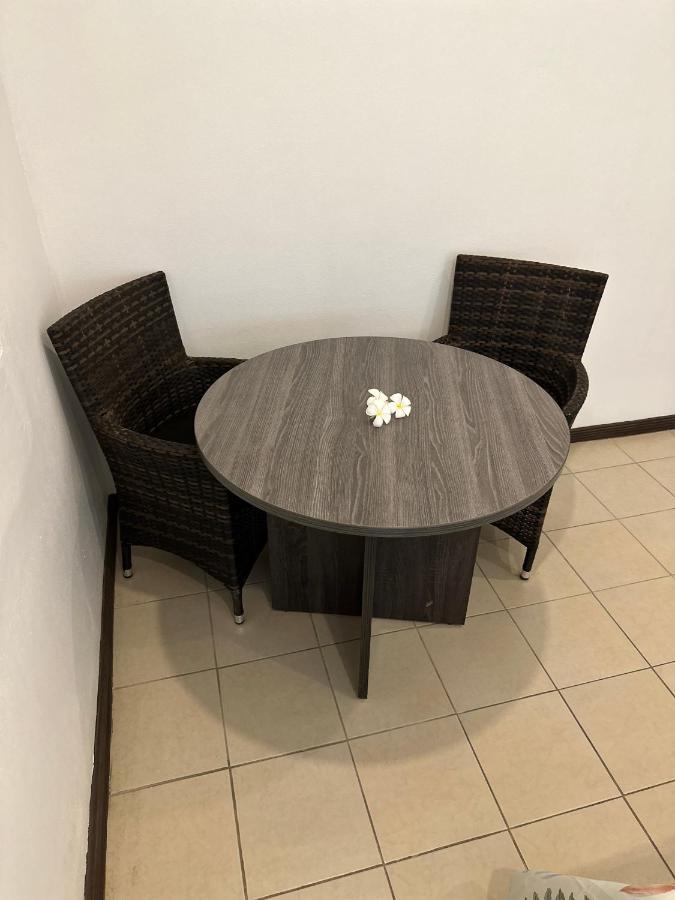 Ambitious Apartment Nadi Bagian luar foto