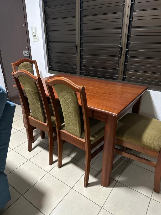 Ambitious Apartment Nadi Bagian luar foto